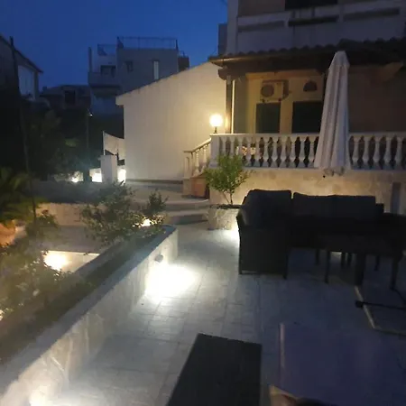 Anchor Apartment